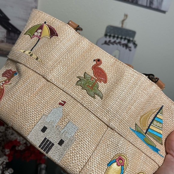 Rosetti Block Party Cancun Straw Handbag with Tropical Embroidery -Like New - Picture 3 of 15
